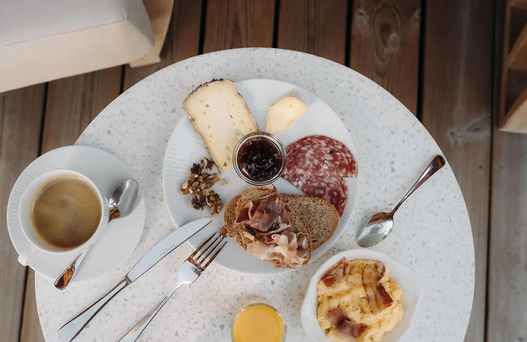Les Grands Montets Hotel & Spa-1
